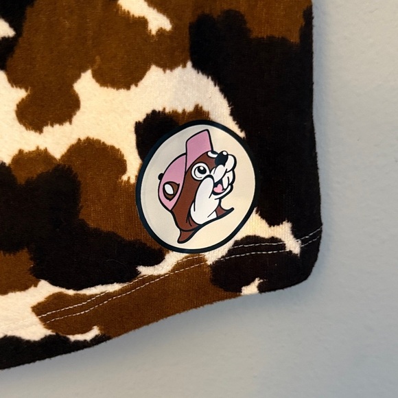 Brown and White Cow Print Youth XL Shorts Buc-ee’s NWT - Picture 2 of 4